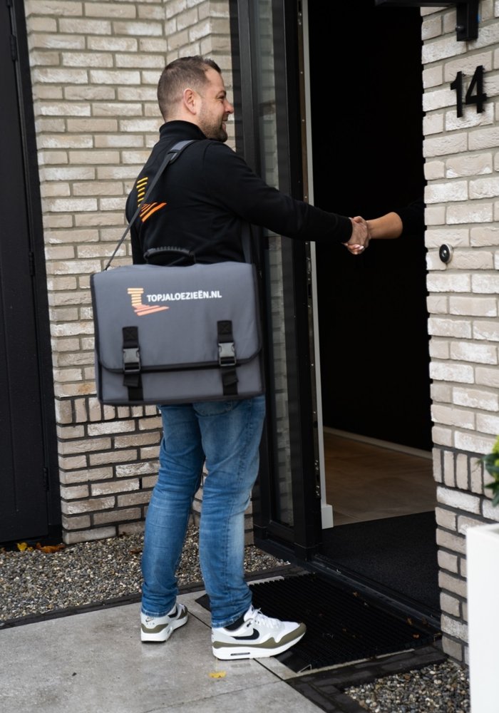 Gordijnen laten inmeten door Topjaloezieën.nl