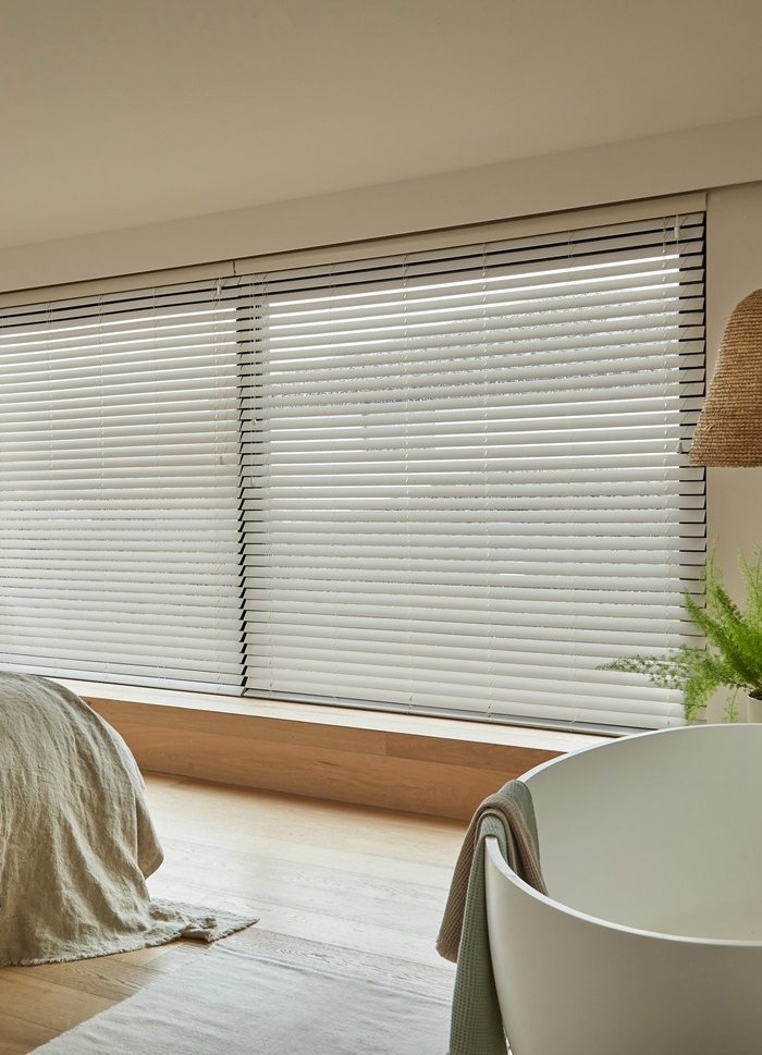 Raamdecoratie: hoe style je grote ramen?