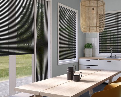 Houten jaloezieën 25 mm (Lindehout)