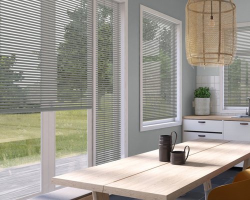 Houten jaloezieën 25 mm (Lindehout)